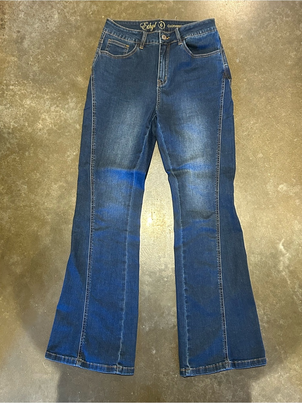 Ethyl Clothing Dark Wash Boot Cut Stretch Jeans - Women 6